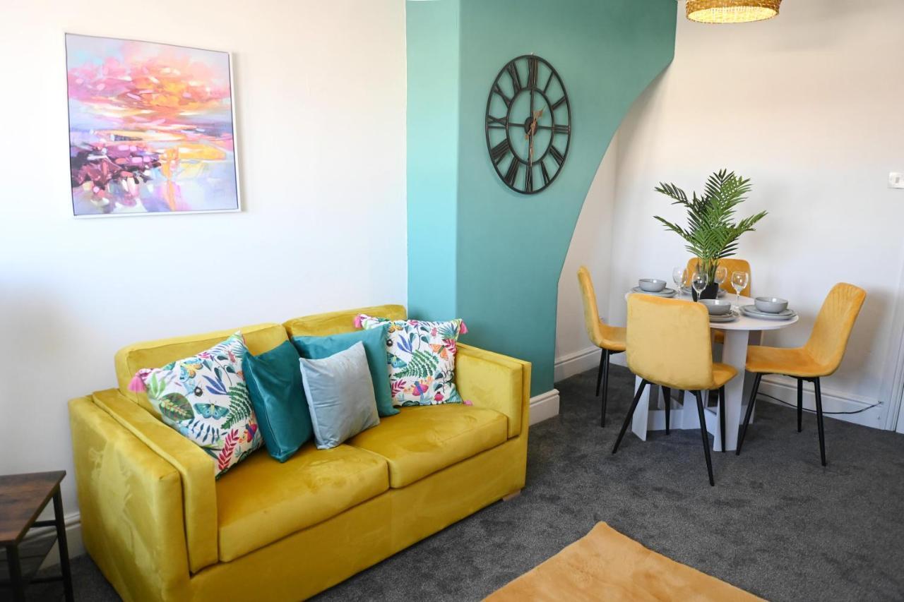 Charles Alexander Short Stay - Botanical House Cleveleys Esterno foto